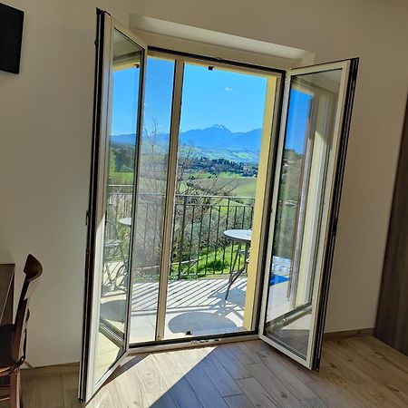 Colli del Tronto Agriturismo Alla Solagna מראה חיצוני תמונה