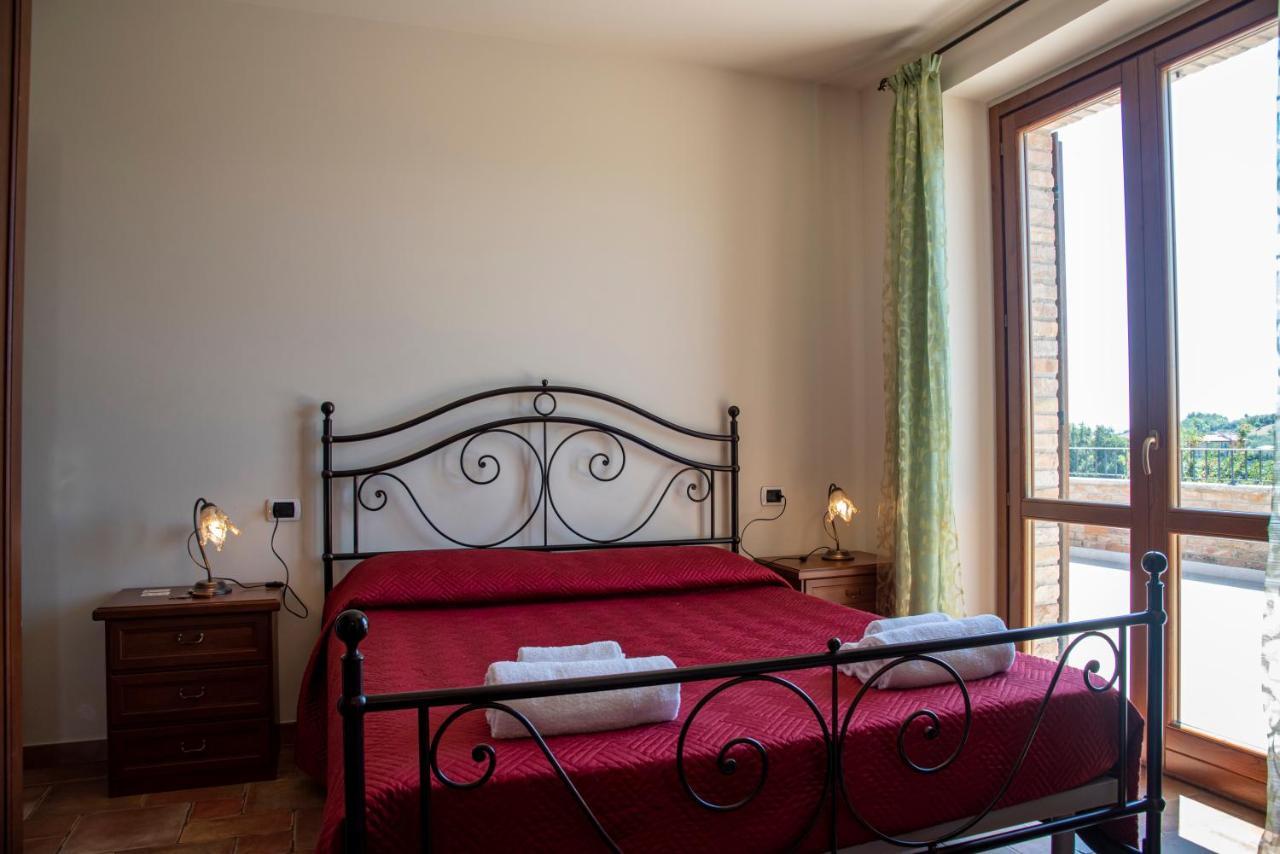 Colli del Tronto Agriturismo Alla Solagna מראה חיצוני תמונה